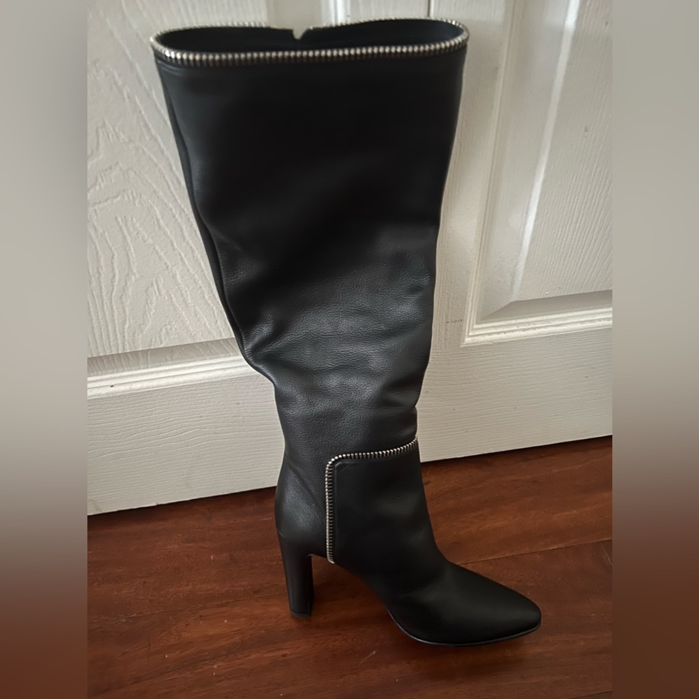 GUISEPPE ZANOTTI OVER KNEE BOOTS/ CAN BE WORN UNDER KNEE! 😁 SIZE 37.5 NWOT